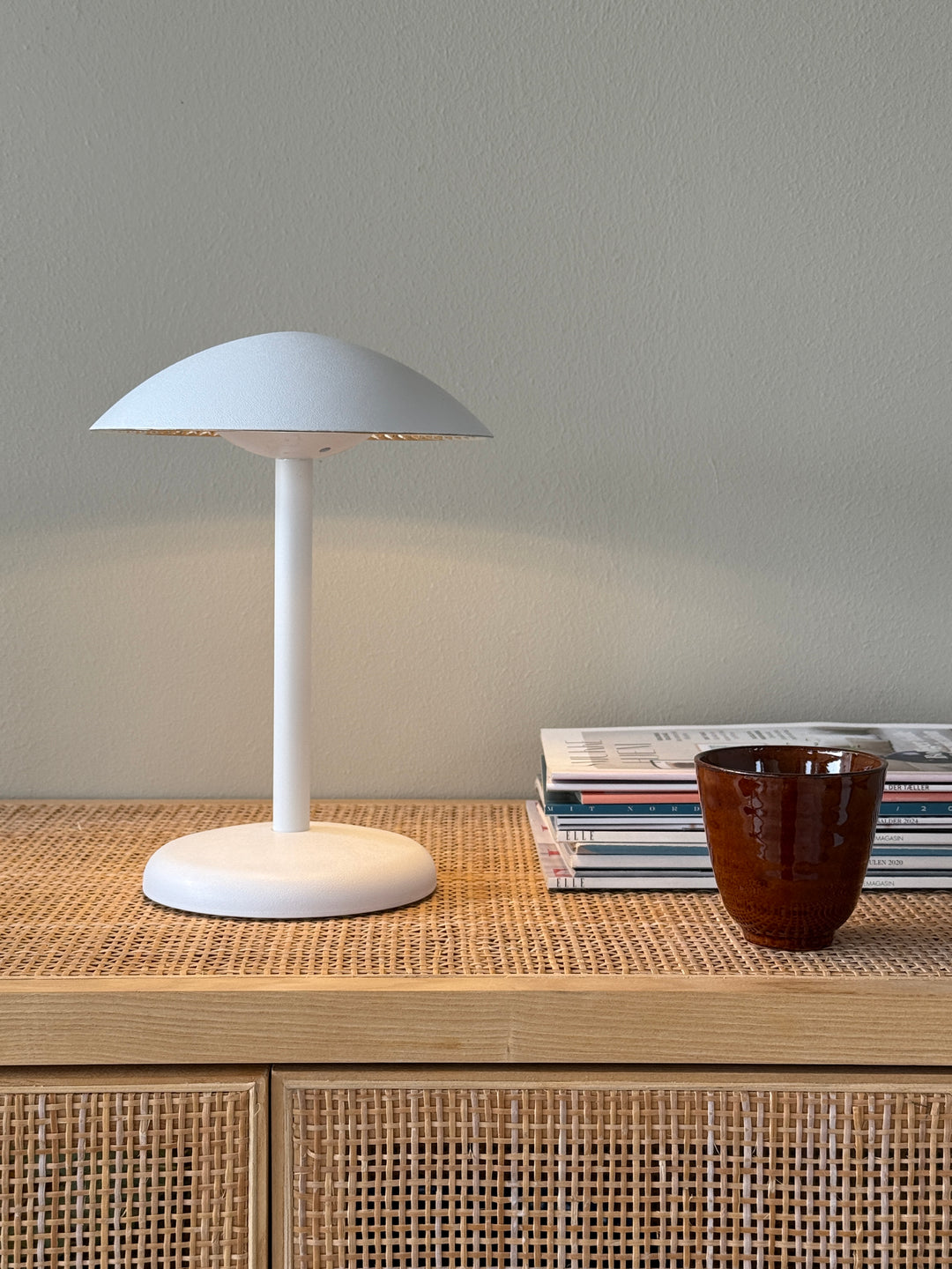 Bordlampe i Hvid CALVIN (19,5x28,5cm)