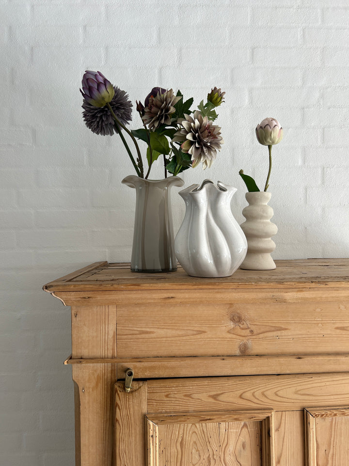 BYRON Vase (Ø17,4x24,4 cm)  Lysegrå m Stribe