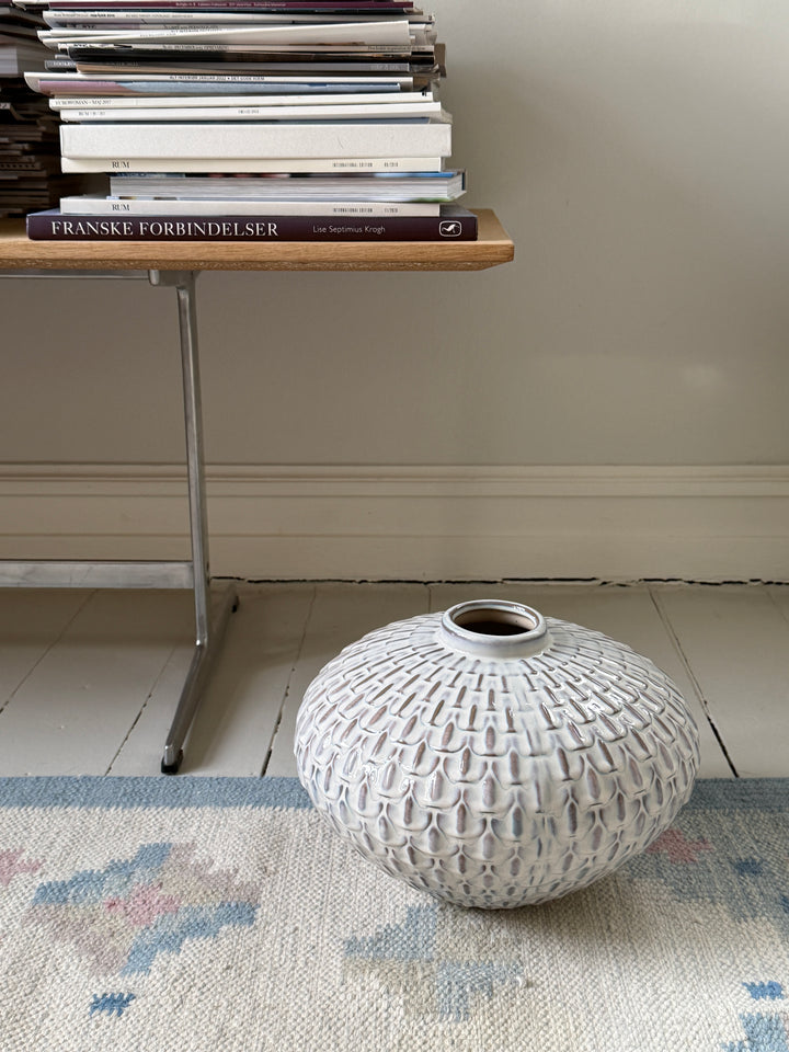 BENIN Vase (31x31x20,7cm) Beige Møntstre