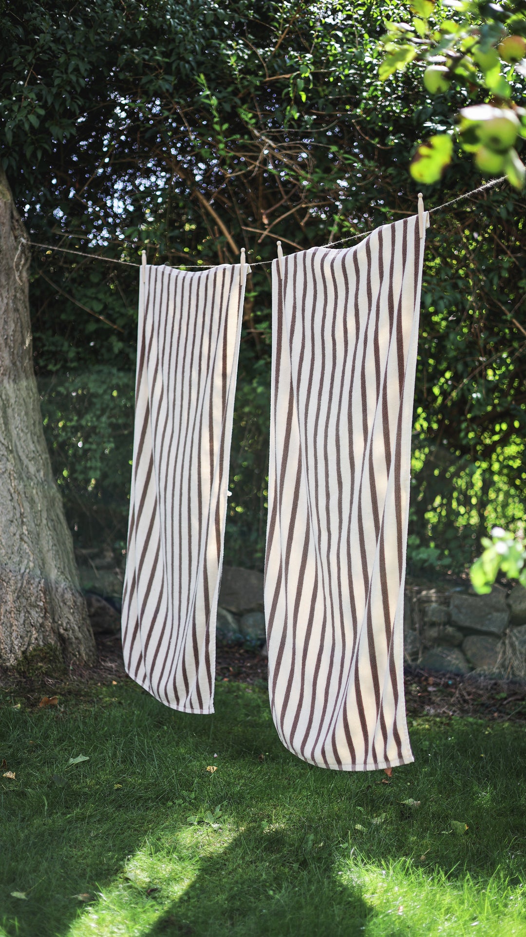 Badehåndklæde m Burgandy Stribe BENN (70x140cm)