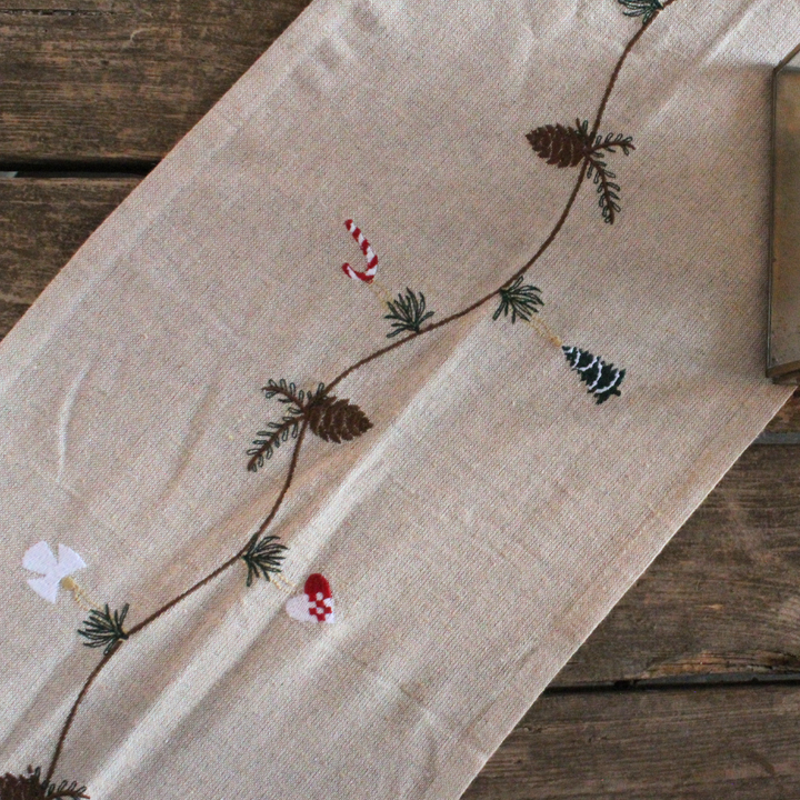 Julebordløber m Broderi (30x180cm)