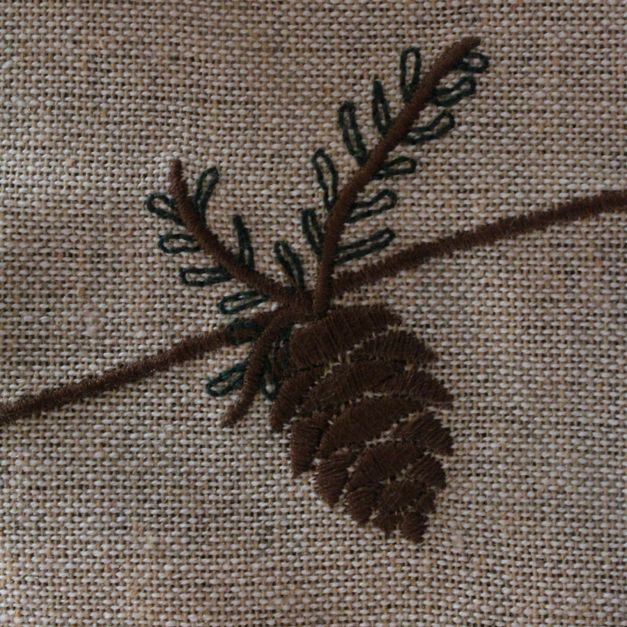 Juledug m Broderi (140x270cm)