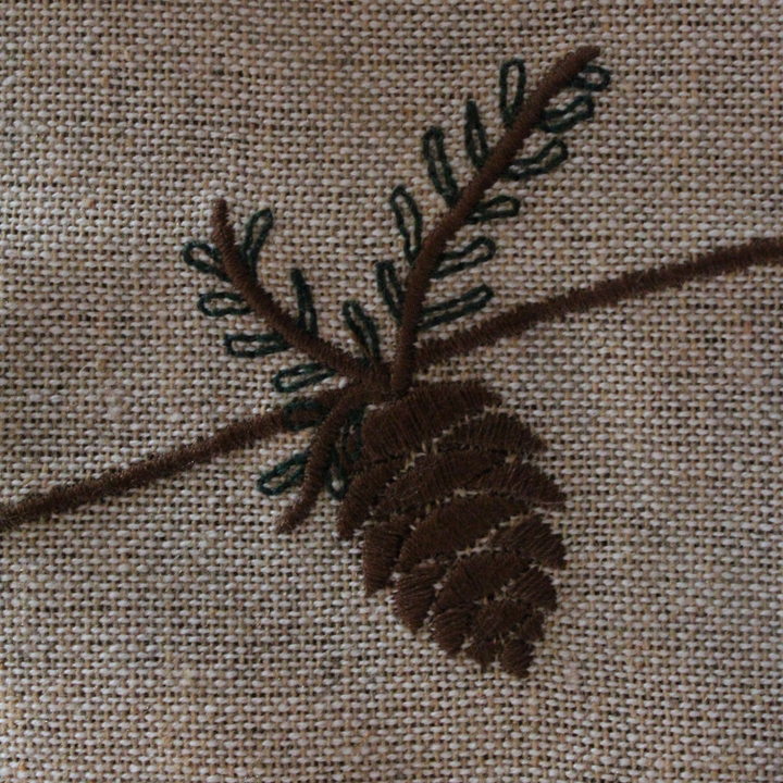 Juledug m Broderi (140x320cm)