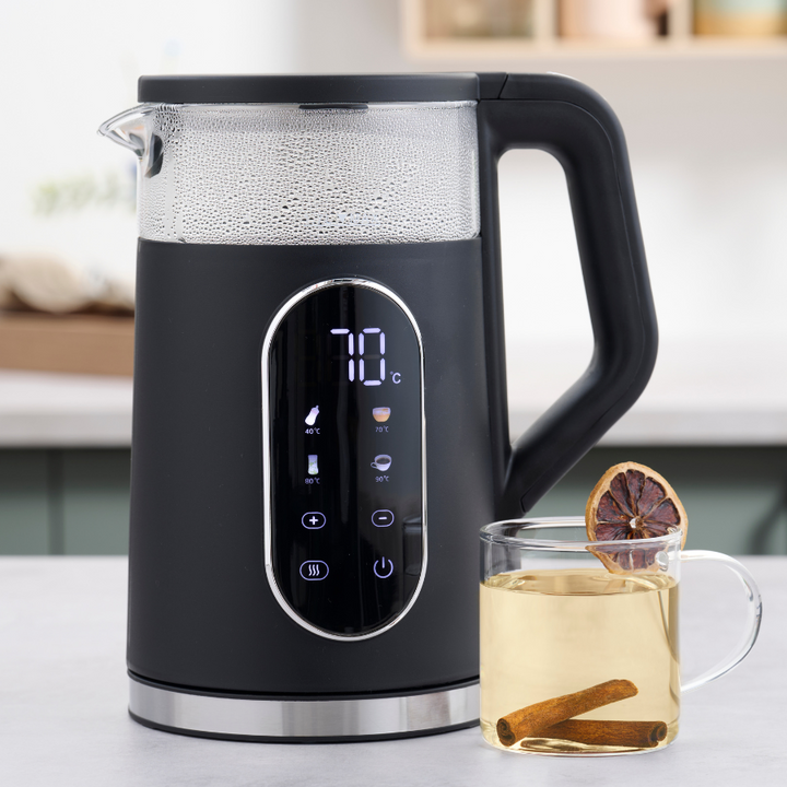 DAY - Elkedel 1,7L 2200W Sort