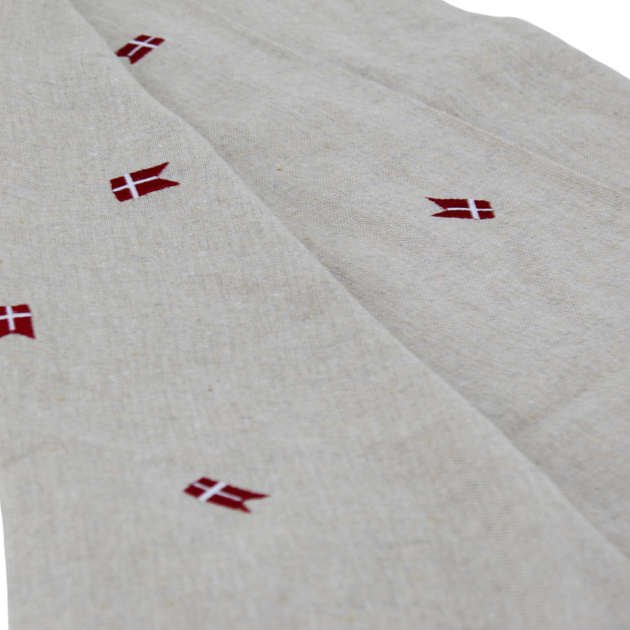 Dug m. Broderet Dansk Flag ( 140x270cm) Hørfarve