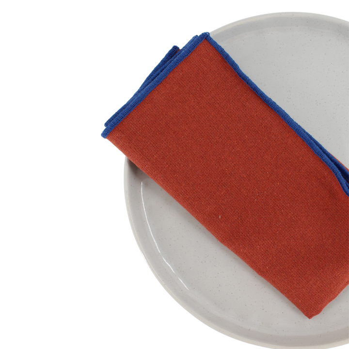 Stofserviet ( 40x40cm). Kavee m. Blå Kant