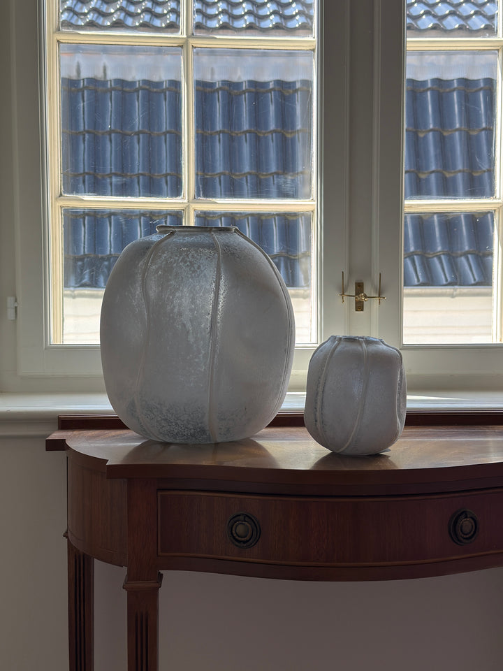 Villa Collection - Sigt Vase Smoked Pearl (27cm)