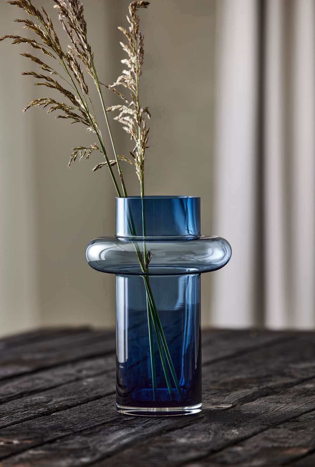 Lyngby Tube Vase (H:30cm). Dark Blue