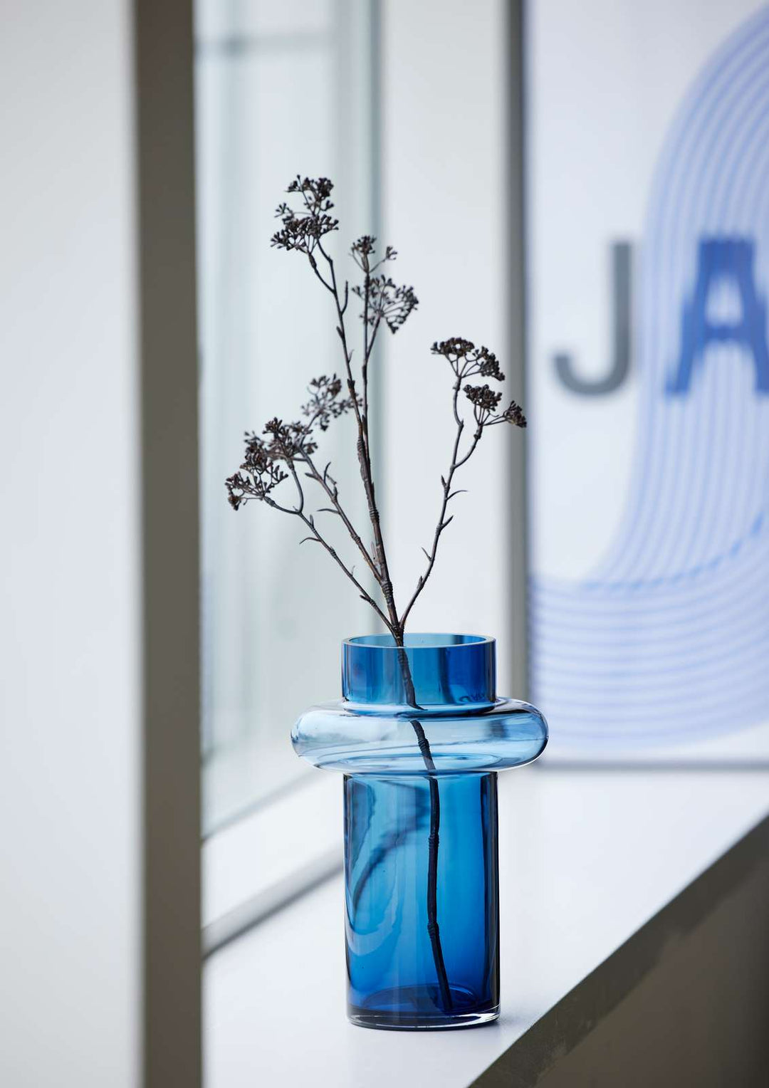 Lyngby Tube Vase (H:25cm). Dark Blue
