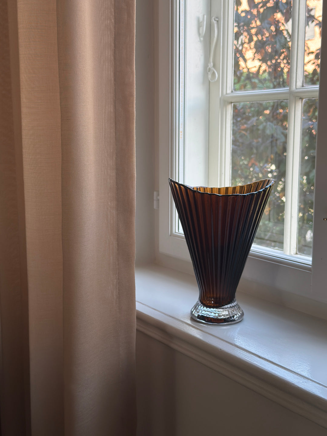 Vase ELVIN (16,5x15 x 21,5cm) Brun