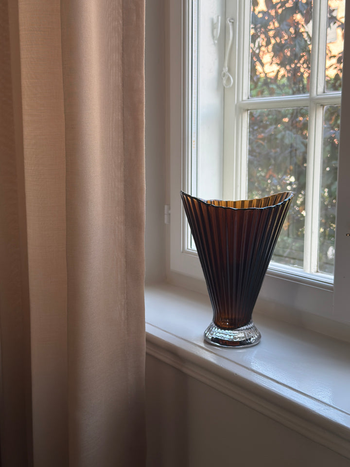 Vase ELVIN (16,5x15 x 21,5cm) Brun