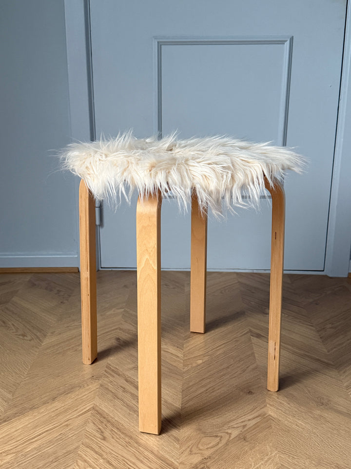 4 stk. Stolehynder ECHO Imiteret Lammeskind i Creme (Ø37cm)