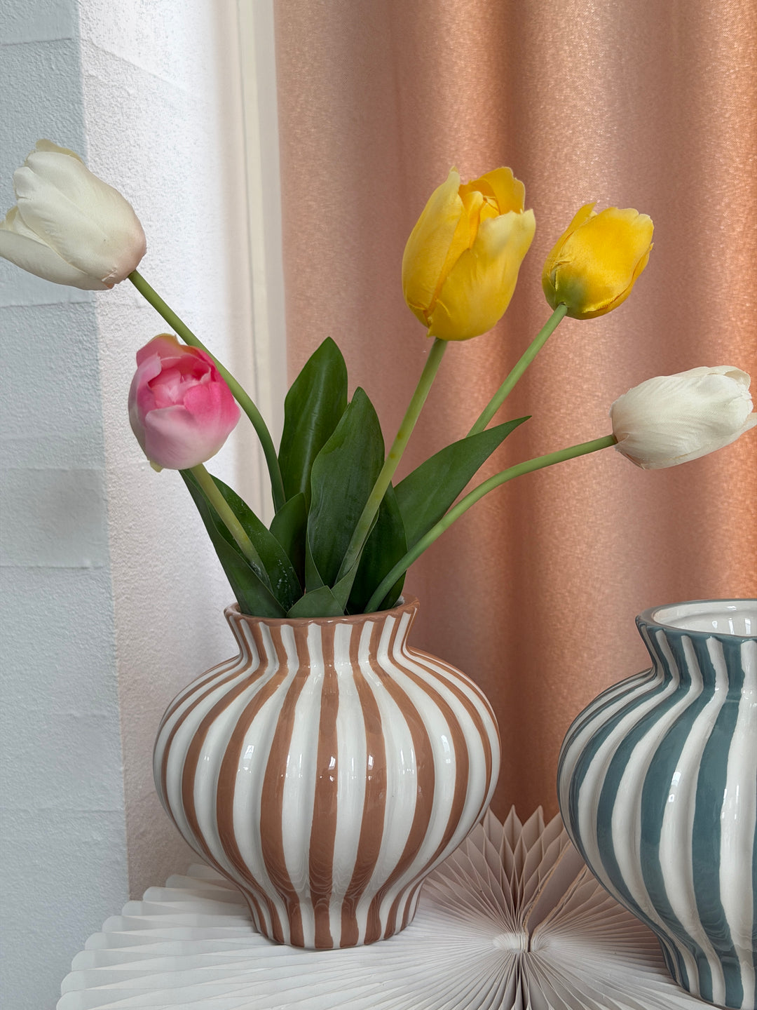 BETSY Vase (Ø 14,7 x 13,5cm) Grå/Grøn Stribe
