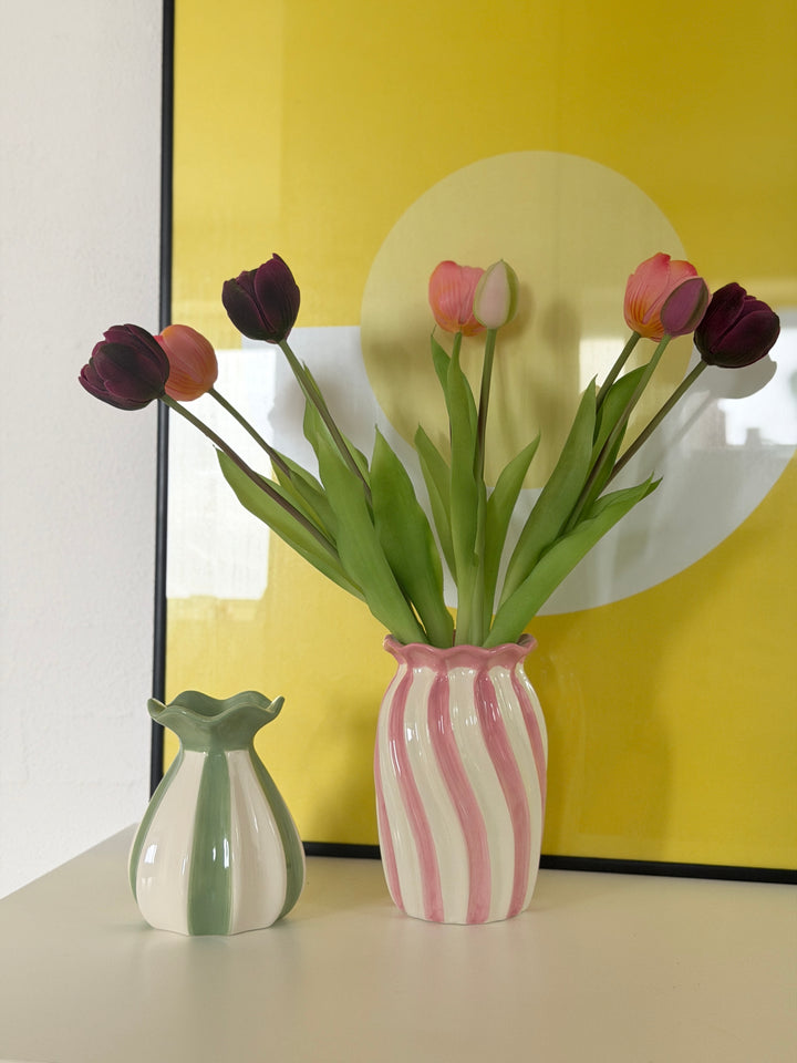 Vase m Lyserød stribe (10,9x7x12 cm)