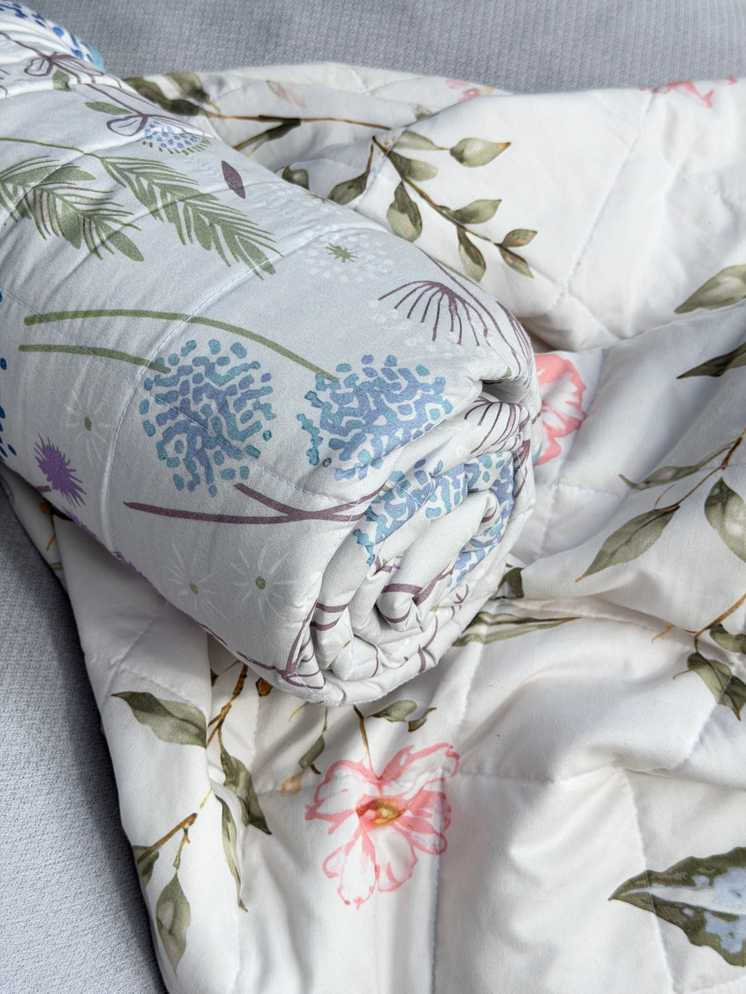 Quilt m. Blomsterprint Rosa 130x180cm