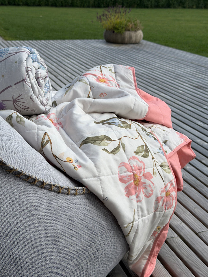 Quilt m. Blomsterprint Rosa 130x180cm
