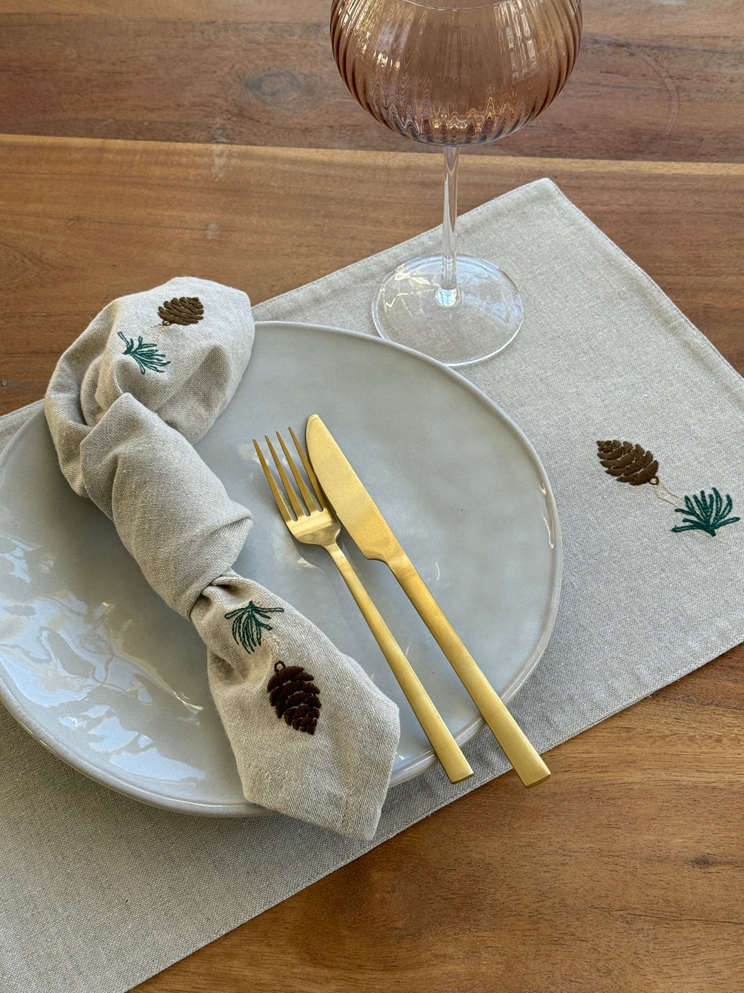 Julemundserviet m Grankogle Broderi (40x40cm)