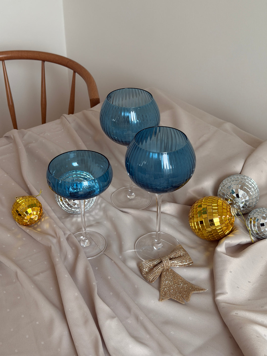 Cocktail Glas AILEEN  Blå m. Transparent Stem