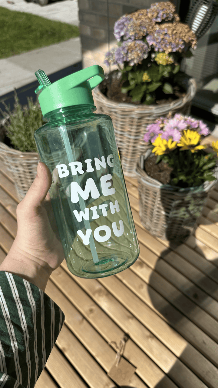 Vandflaske "Bring me with you" (1000ml) Grøn