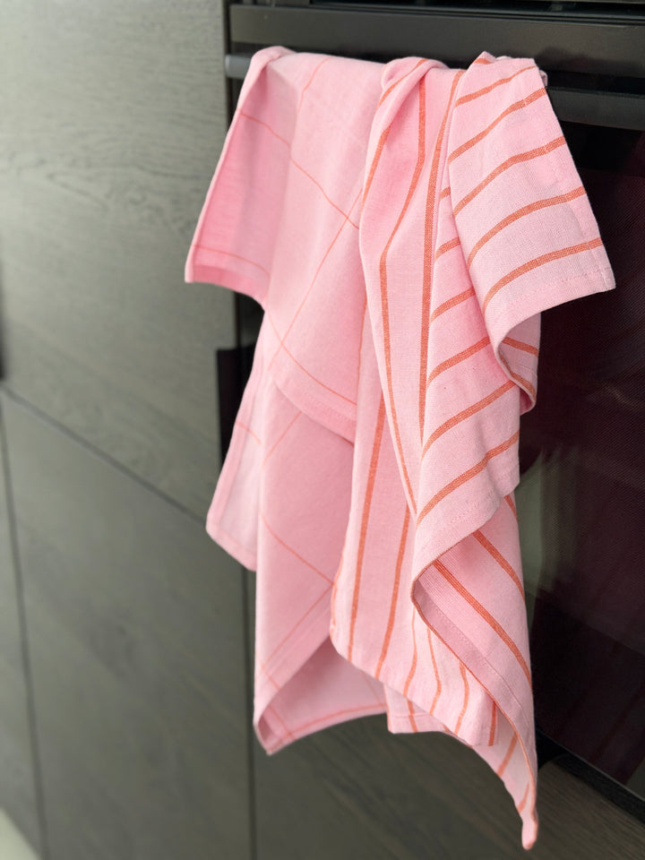 Viskestykke MEYSA (50x70cm). 2pk Lyserød m Orange striber