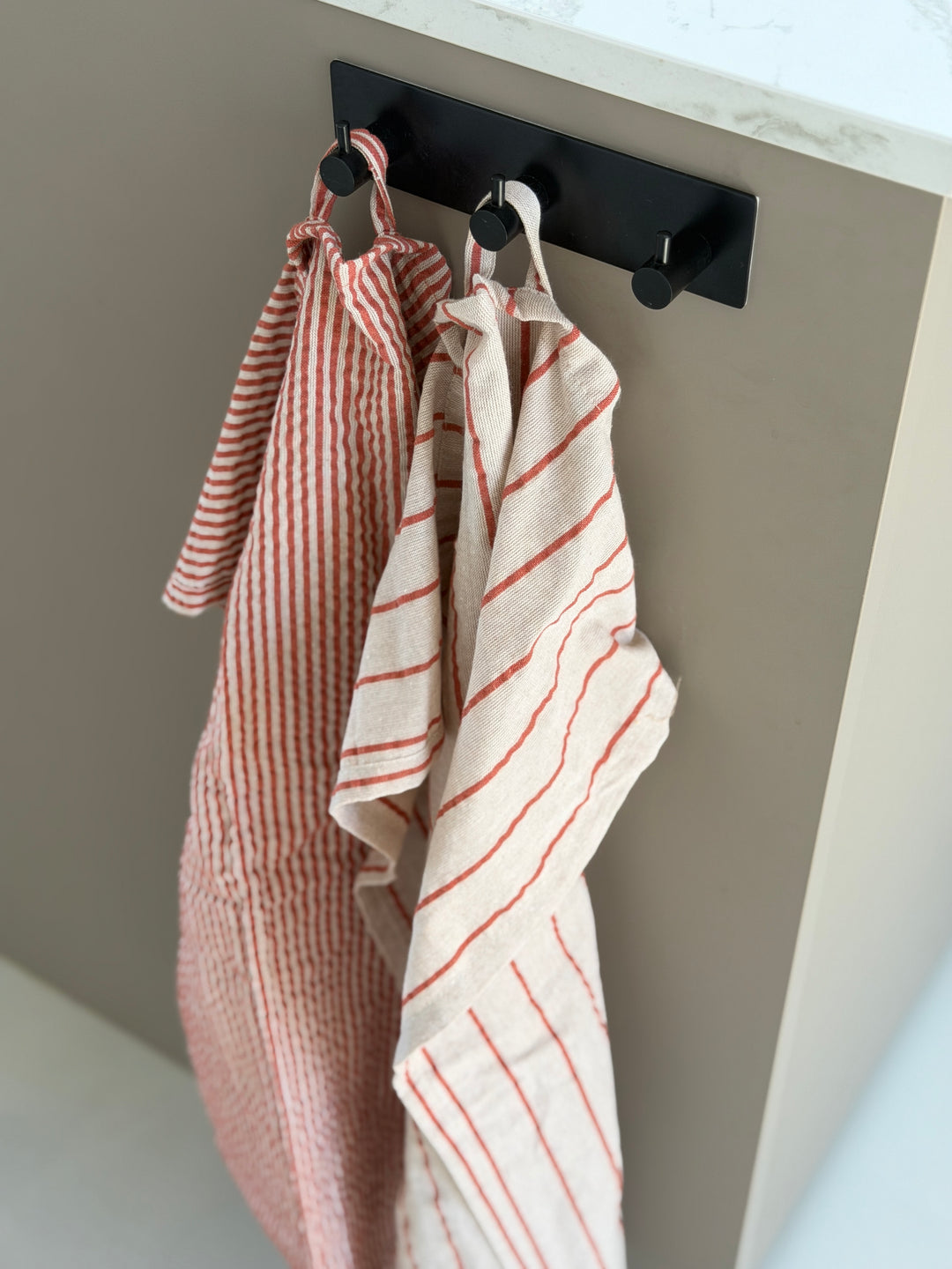 Viskestykke CORFITZ Strib Beige/Rust 2-pak (50x70cm)