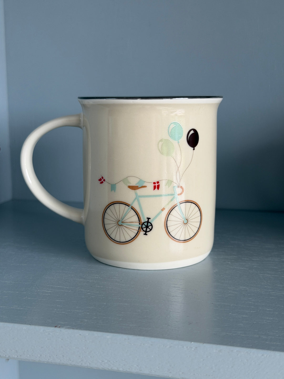 Krus m Hank 9,5xØ8,5cm Creme m Blå Cykel