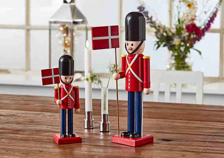 Celebrate Garder Træ Rød og Sort (25cm)