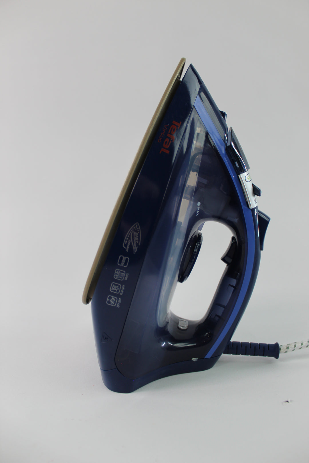 Tefal - Dry & Steam Iron FV1739
