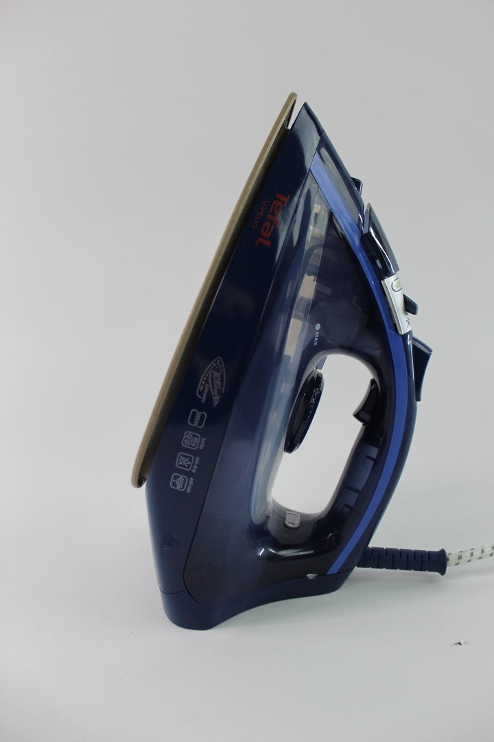Tefal - Dry & Steam Iron FV1739