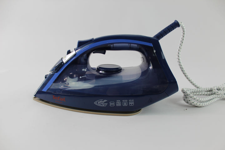 Tefal - Dry & Steam Iron FV1739