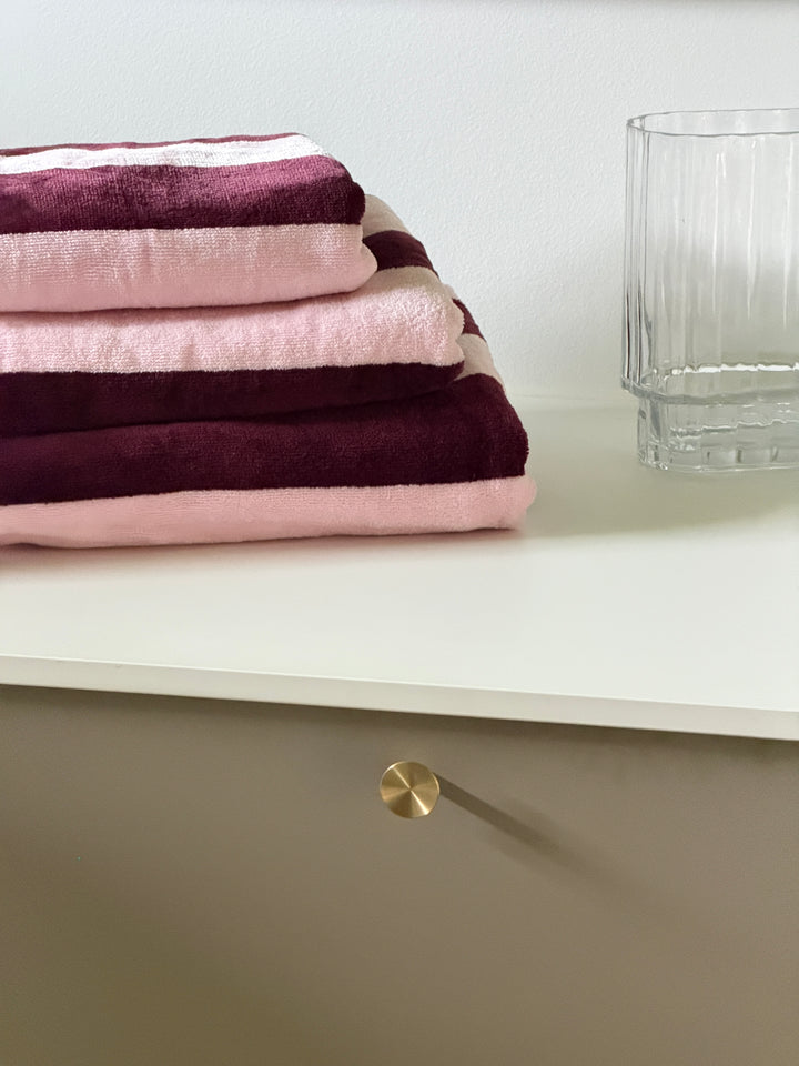 Håndklæde Strib Rosa/Bordeaux (70x135cm)