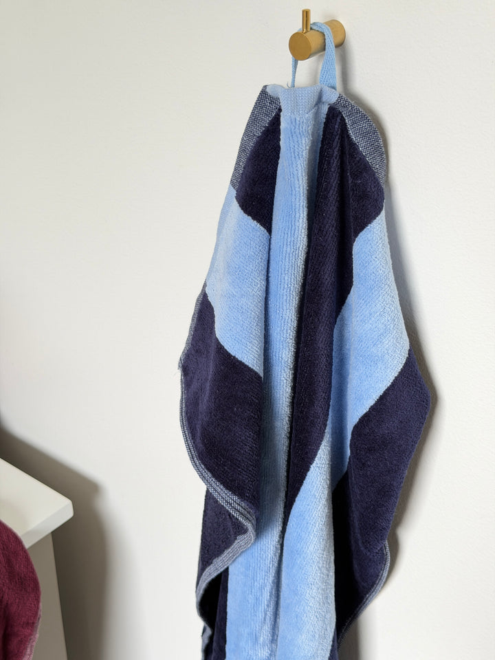Håndklæde Strib Navy/Lyseblå (50x90cm)