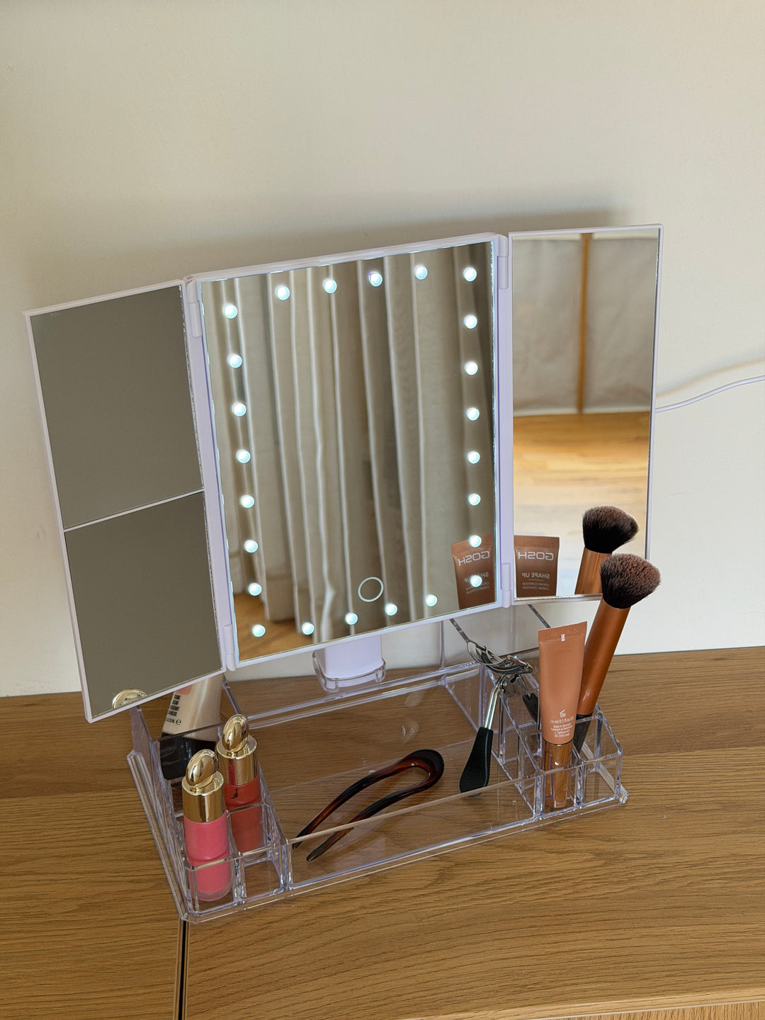 Makeupspejl m. LED og Opbevaring