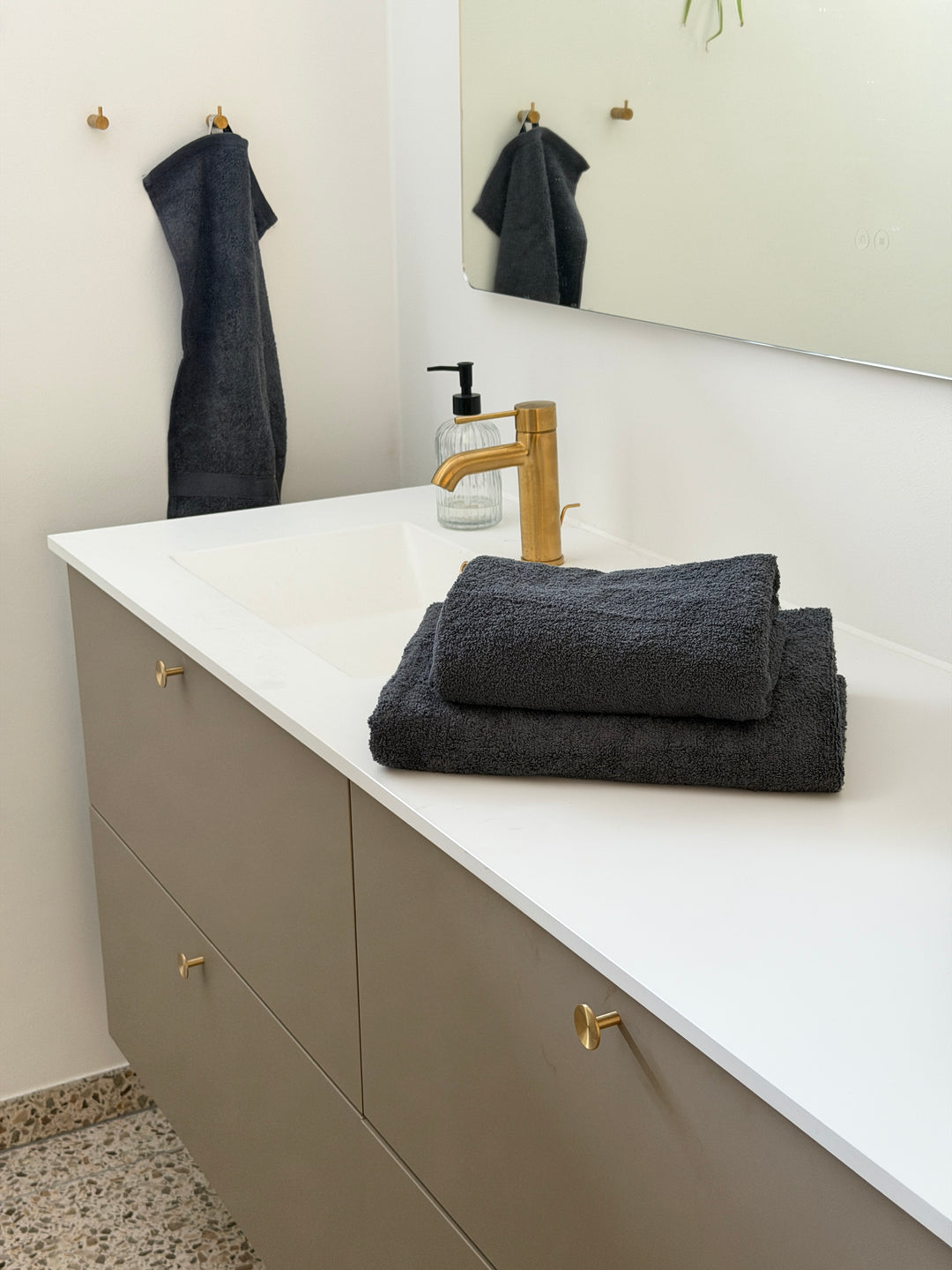 Håndklæde Antracit (70x140cm)