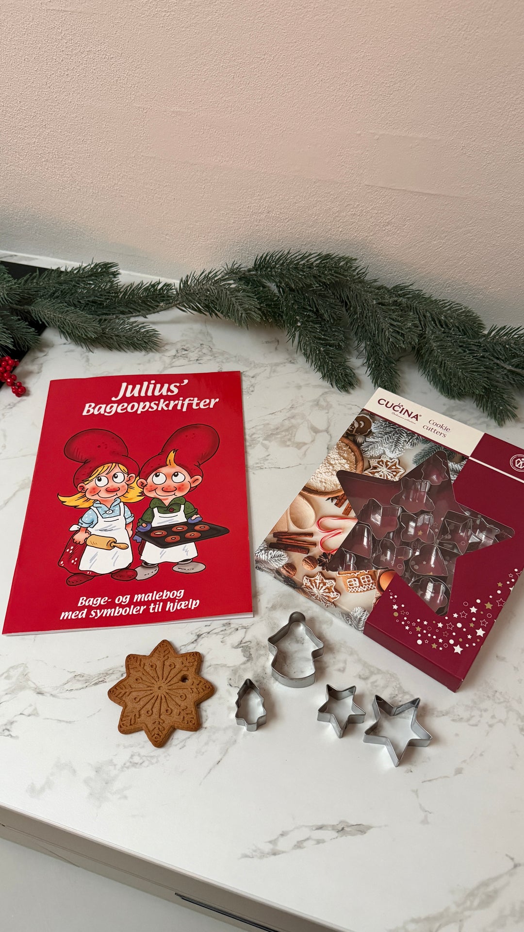 Julius Bage- og Malebog 28 sider