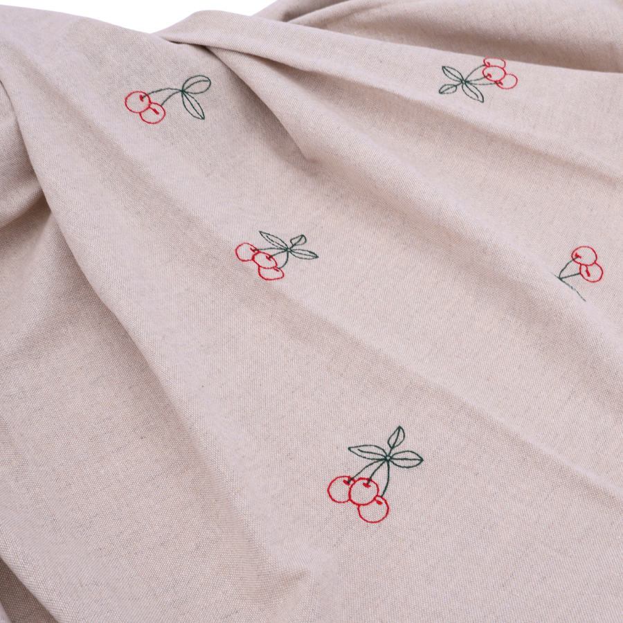 Dug m. Broderet Kirsebær (140x320cm) Camel Beige