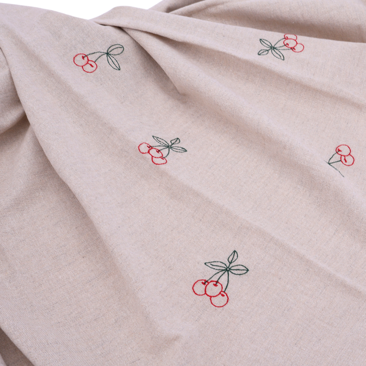 Dug m. Broderet Kirsebær (140x320cm) Camel Beige