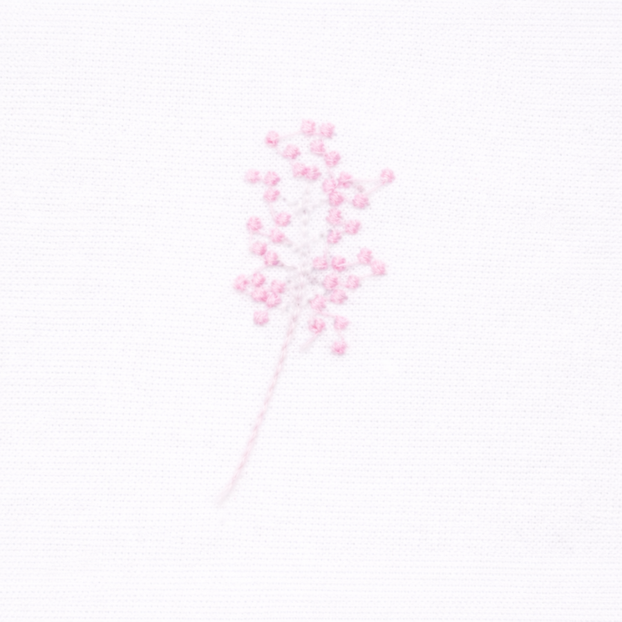 Dug m. Broderet ass Blomst (140x320cm) Hvid