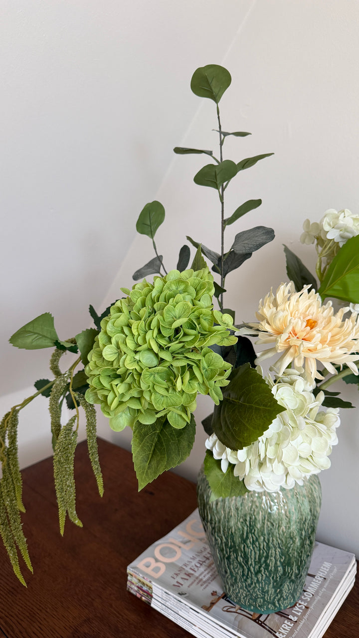 Evighedsbuket Nordisk Natur m. Hvide og Grønne Blomster