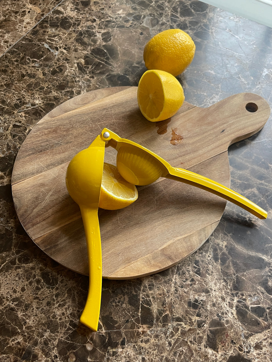 Citronpresser. 23x7x5,5cm. Gul.