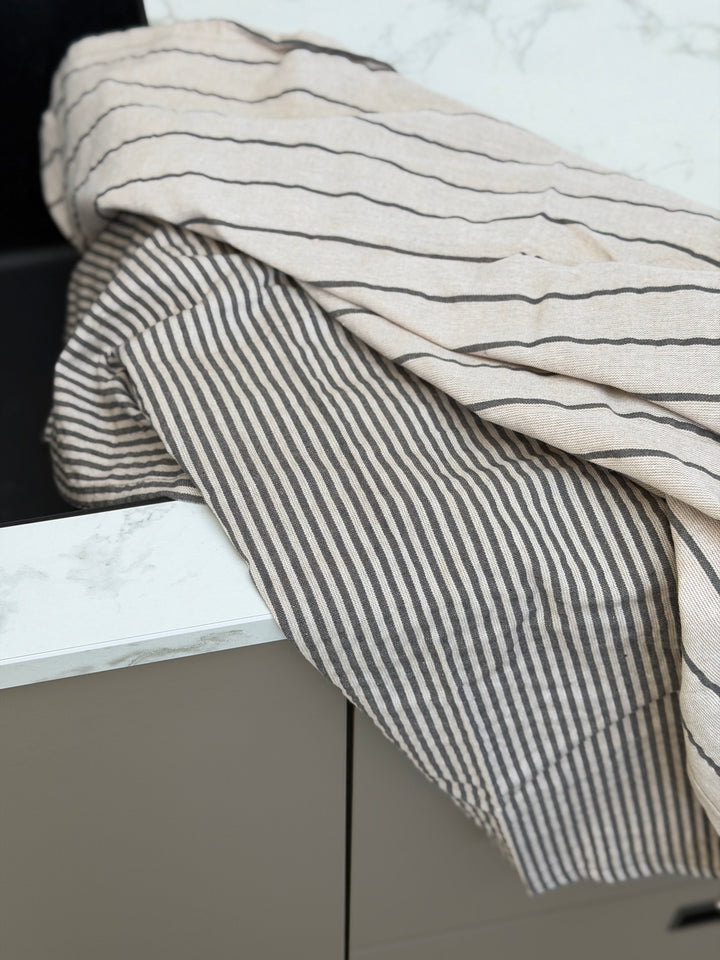 Viskestykke CORFITZ Strib Beige/Grå 2-pak (50x70cm)