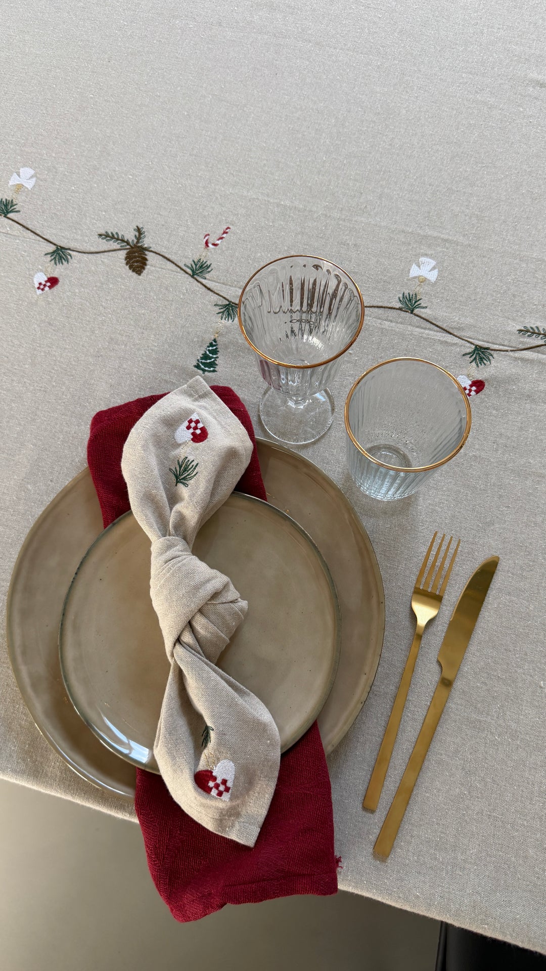 Julemundserviet m Hjerte Broderi (40x40cm)