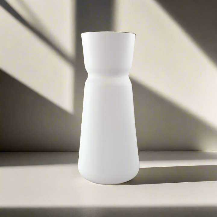 Zone Denmark - Karaffel Eau i Off White Porcelæn (1 Liter)