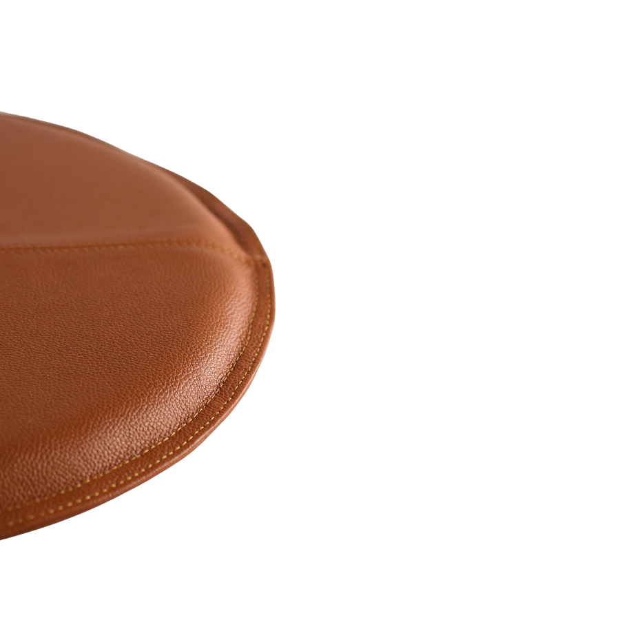 Rund Skindpude. Cognac