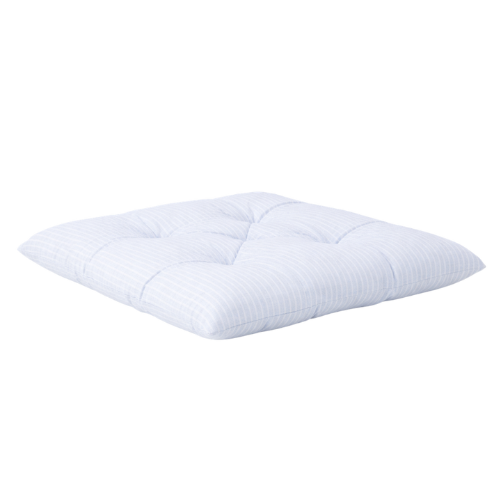 Sædehynde Lyseblå og Hvid Stribe (38x38cm)