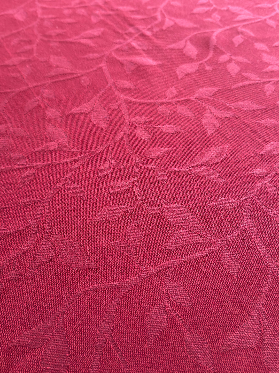 Dug i Jacquard METTE (140x320cm) Kirsebær rød