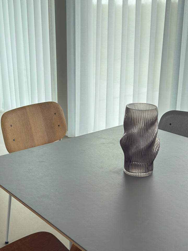 Glas Vase ANJO (H 27cm) Grå