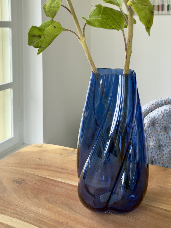 Glas Vase MEVA  (15,5x17x28cm) Blå