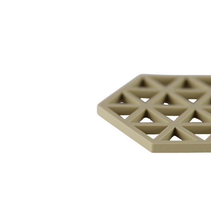 Zone Denmark - Bordskåner Triangles Sand (L 24cm)