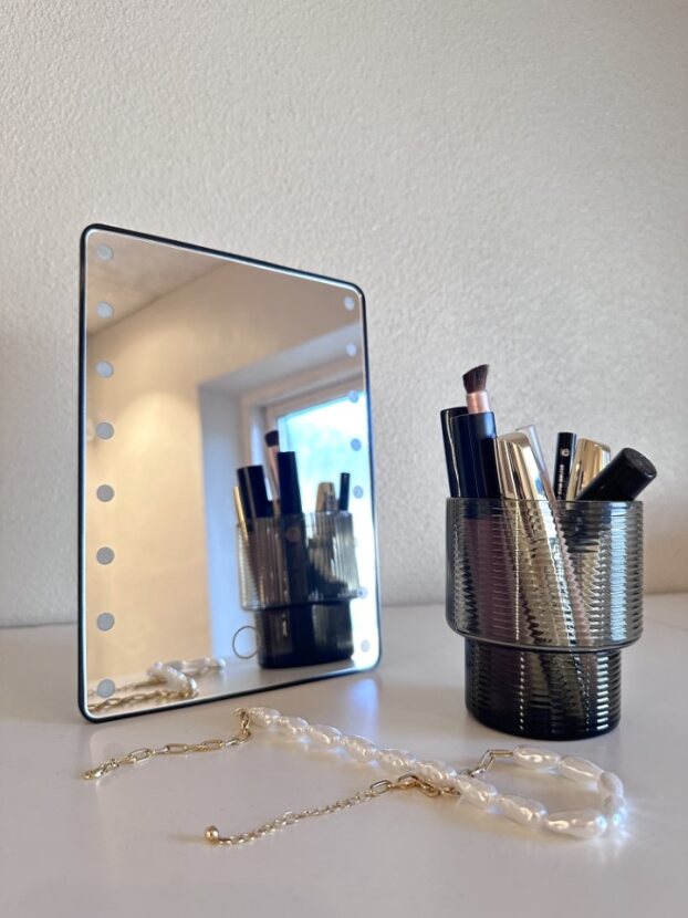 Makeup Spejl m. LED (22,4x16,4cm)